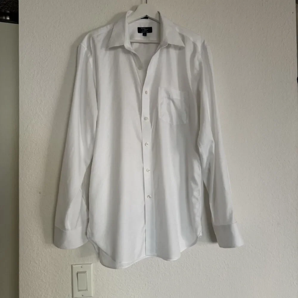 Thompson J. Crew Wrinkle Free Sz L 16-16.5 White 100% Cotton Long Sleeve Shirt